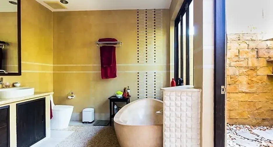 For sale 5 bedrooms villa in Sam Roi Yot, Prachuap Khiri Khan