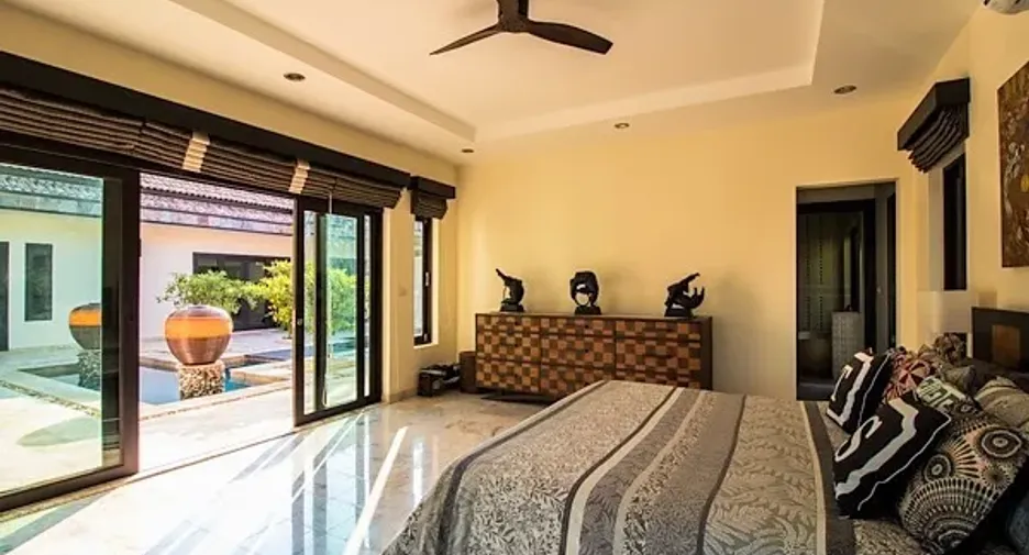 For sale 5 bedrooms villa in Sam Roi Yot, Prachuap Khiri Khan