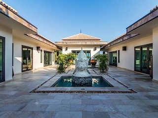 出售 5 卧室 别墅 在 三百峰, 班武里府