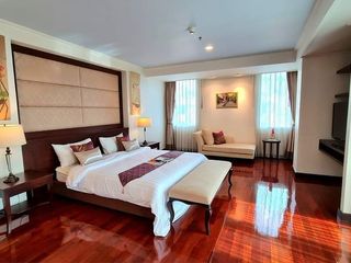 For rent 4 ベッドルーム condo in Watthana, Bangkok