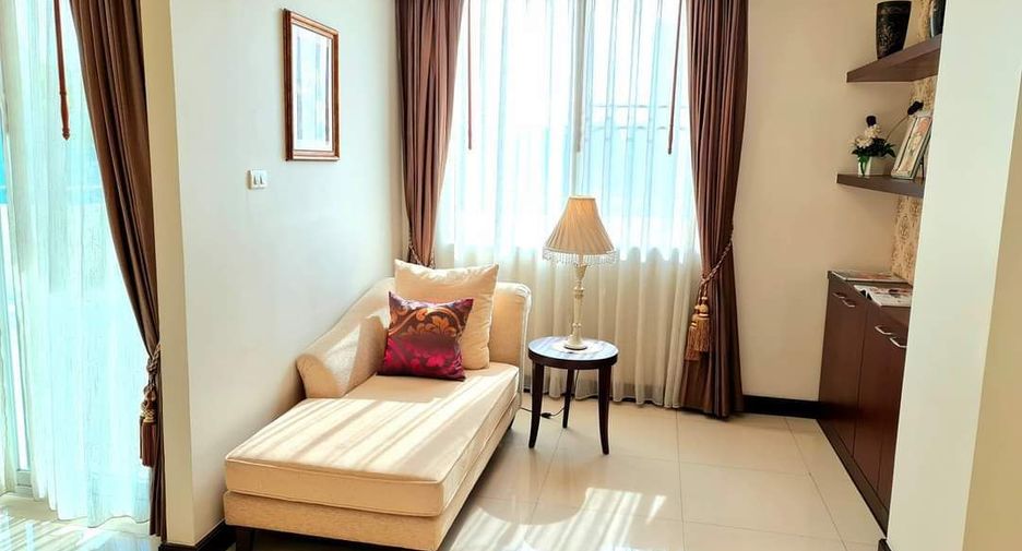 Wohnung zur Miete mit 4 Zimmer in Watthana, Bangkok