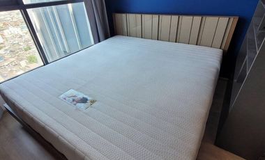 Wohnung zur Miete mit 1 Zimmer in Bang Rak, Bangkok
