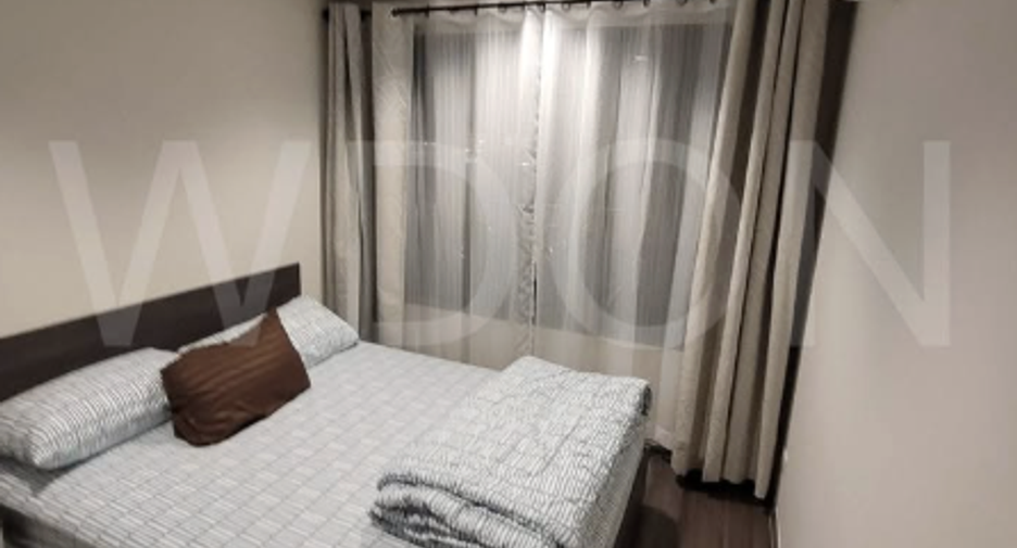 For rent 2 bedrooms condo in Khlong San, Bangkok