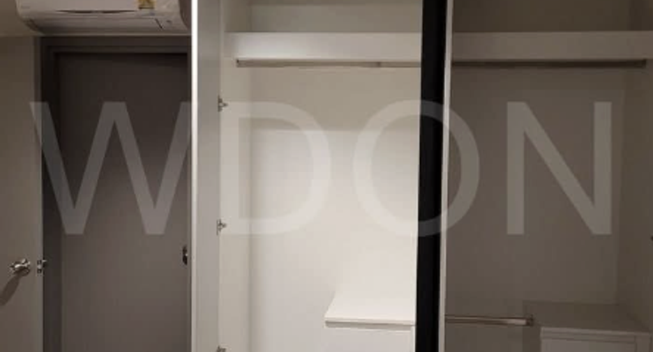 For rent 2 bedrooms condo in Khlong San, Bangkok
