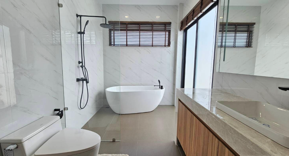 À vendre 3 chambres villa à Bang Lamung, Chonburi