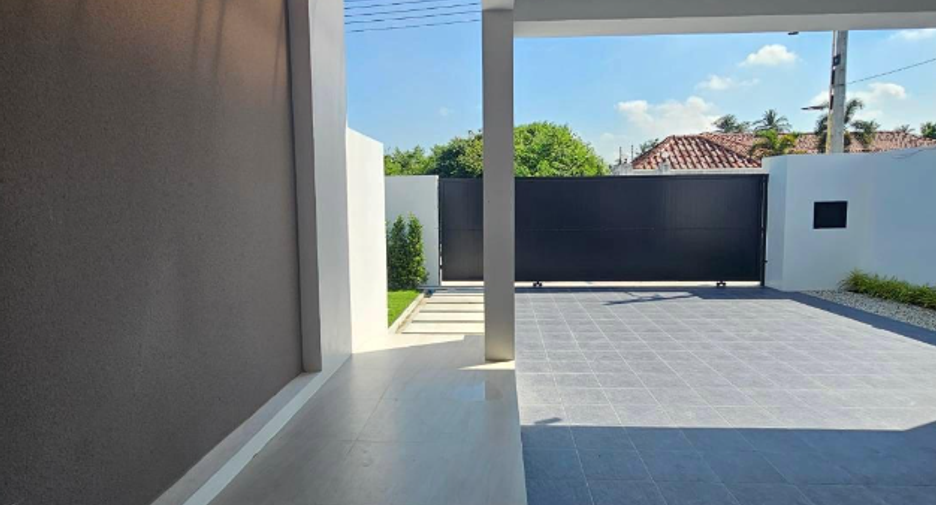 À vendre 3 chambres villa à Bang Lamung, Chonburi