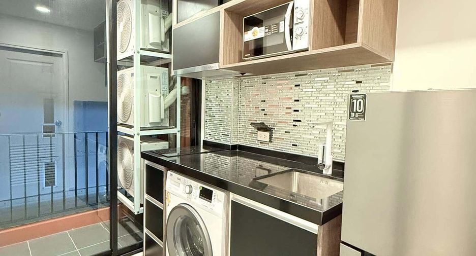 For rent 2 bedrooms condo in Chatuchak, Bangkok