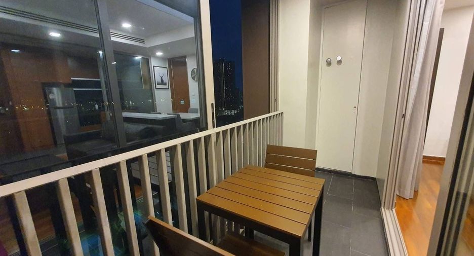 Condo en alquiler de 2 habitaciones en Khlong Toei, Bangkok