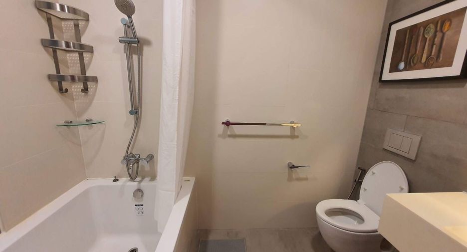 Condo en alquiler de 2 habitaciones en Khlong Toei, Bangkok