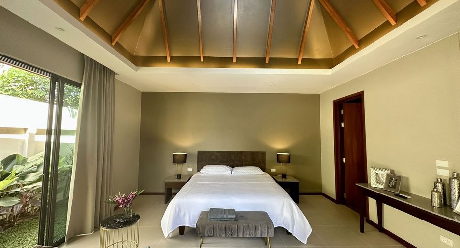 For sale 4 bedrooms villa in Thalang, Phuket