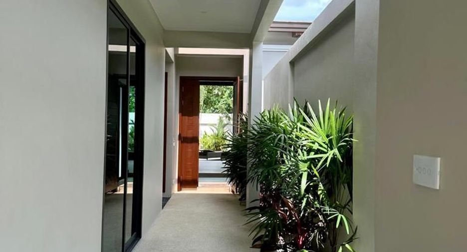 For sale 4 bedrooms villa in Thalang, Phuket