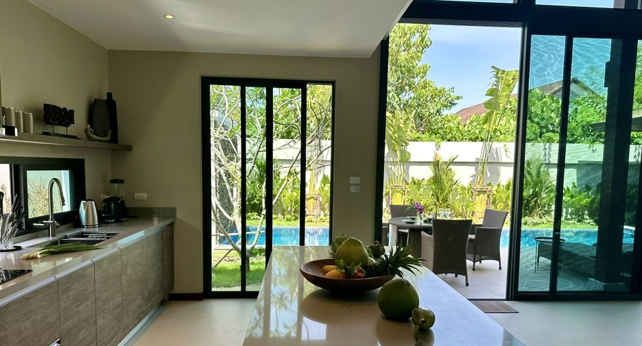 For sale 4 bedrooms villa in Thalang, Phuket