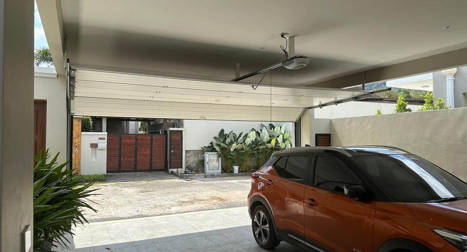 For sale 4 bedrooms villa in Thalang, Phuket