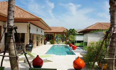For sale 6 bedrooms villa in Sam Roi Yot, Prachuap Khiri Khan