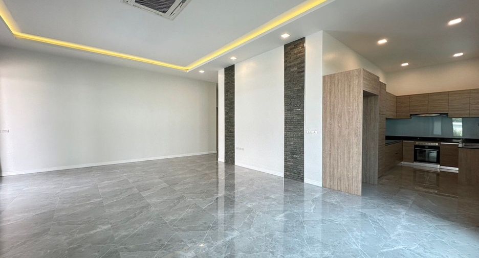 For sale 3 bedrooms villa in Cha Am, Phetchaburi