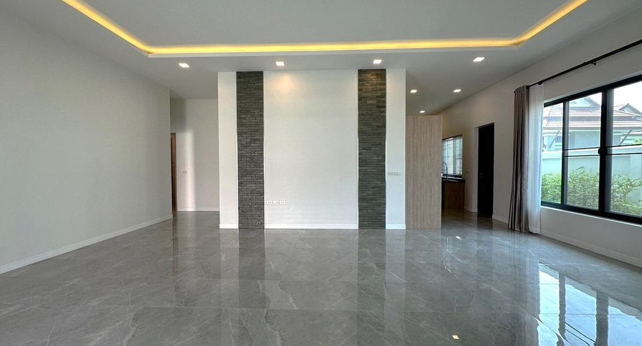 For sale 3 bedrooms villa in Cha Am, Phetchaburi