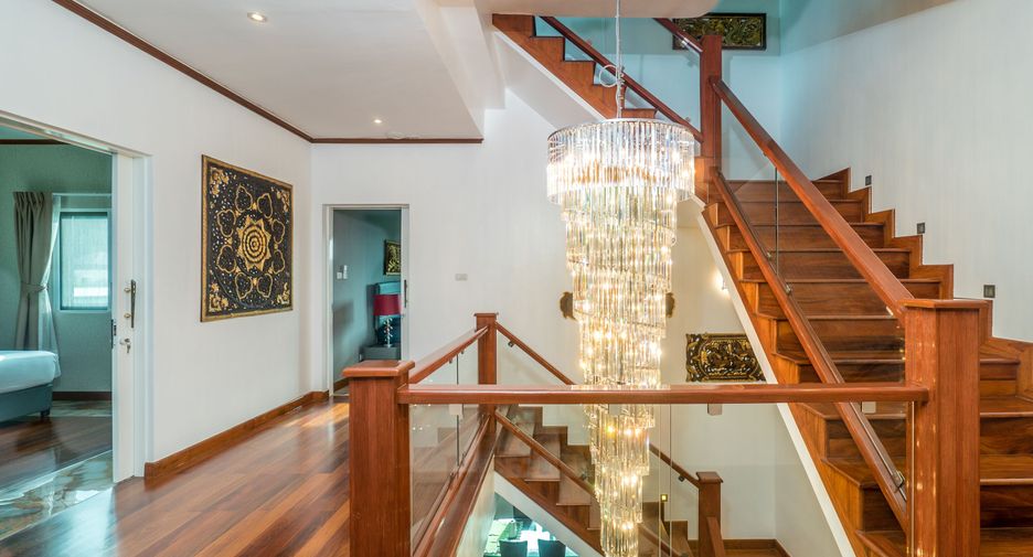 Villa en venta de 5 habitaciones en Kathu, Phuket