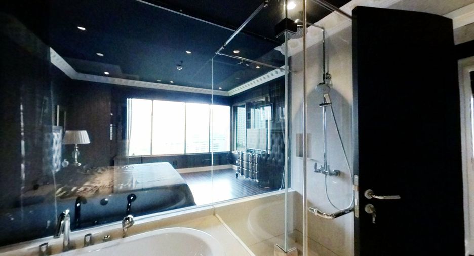 Condo en venta y en alquiler de 2 habitaciones en Khlong Toei, Bangkok