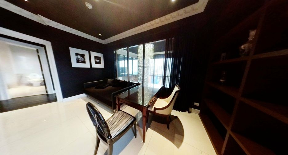 Condo en venta y en alquiler de 2 habitaciones en Khlong Toei, Bangkok