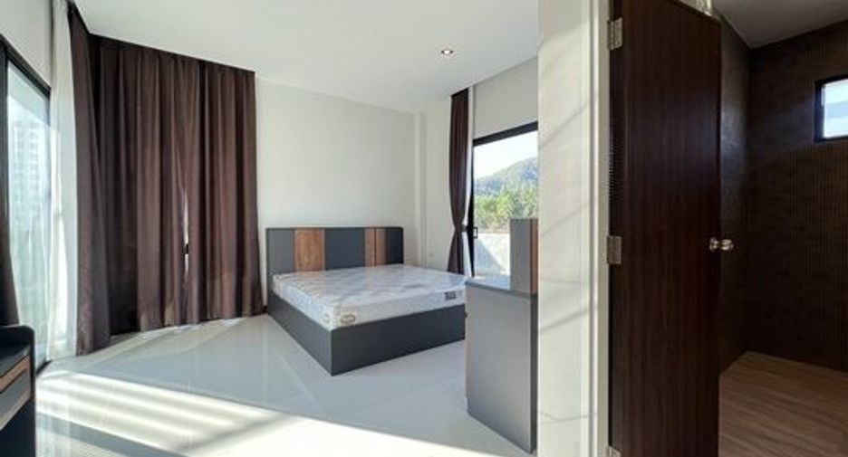 For sale 3 bedrooms house in Cha Am, Phetchaburi