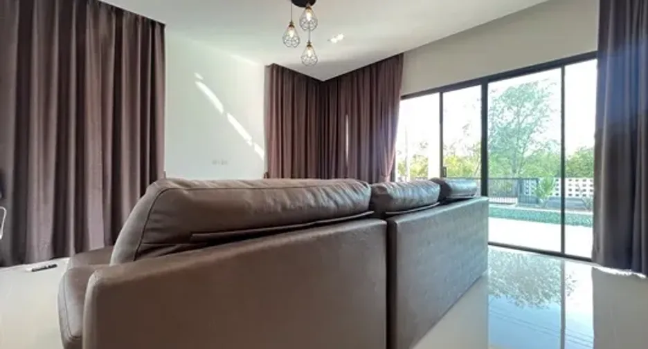 For sale 3 bedrooms house in Cha Am, Phetchaburi