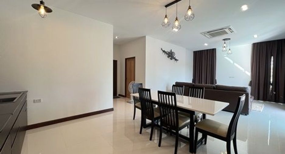For sale 3 bedrooms house in Cha Am, Phetchaburi