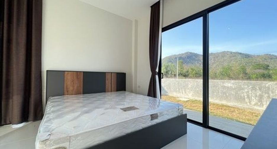 For sale 3 bedrooms house in Cha Am, Phetchaburi