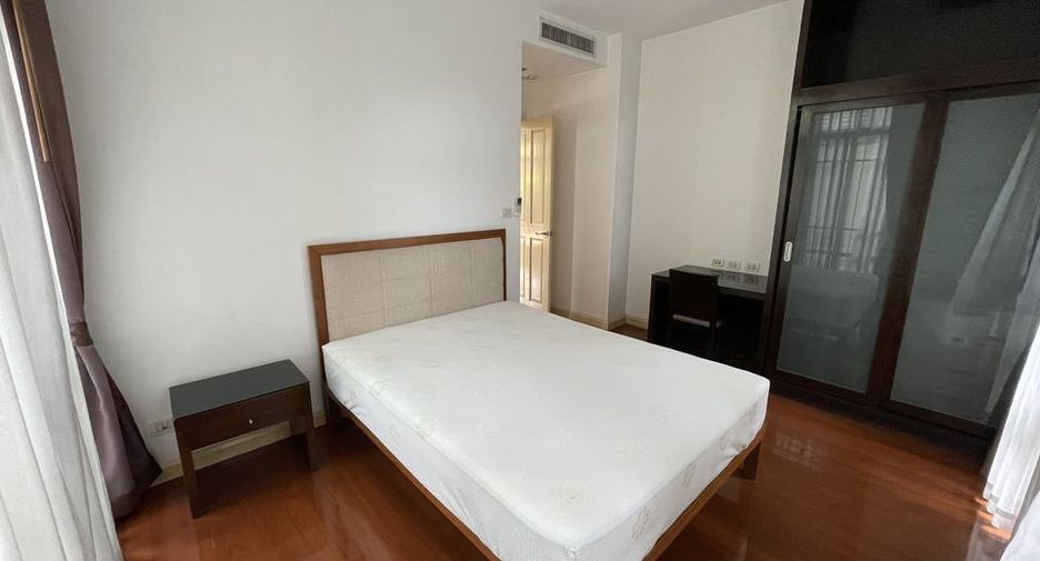 ให้เช่า 4 ห้องนอน บ้านเดี่ยว ใน วัฒนา, กรุงเทพฯ