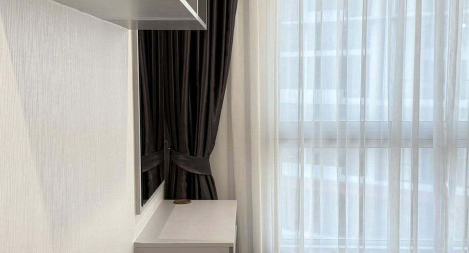 À louer 1 chambre condo à Huai Khwang, Bangkok