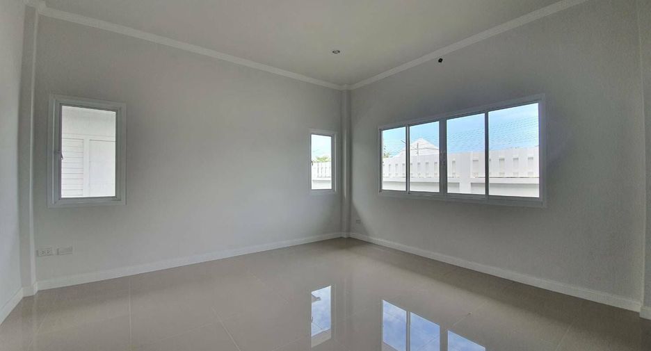 For sale 3 bedrooms house in Cha Am, Phetchaburi