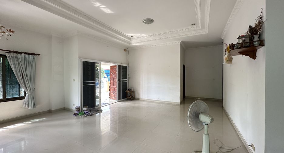 For sale 3 bedrooms house in Bang Lamung, Chonburi