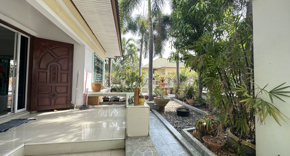For sale 3 bedrooms house in Bang Lamung, Chonburi