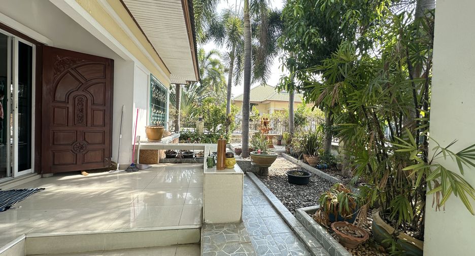 For sale 3 bedrooms house in Bang Lamung, Chonburi
