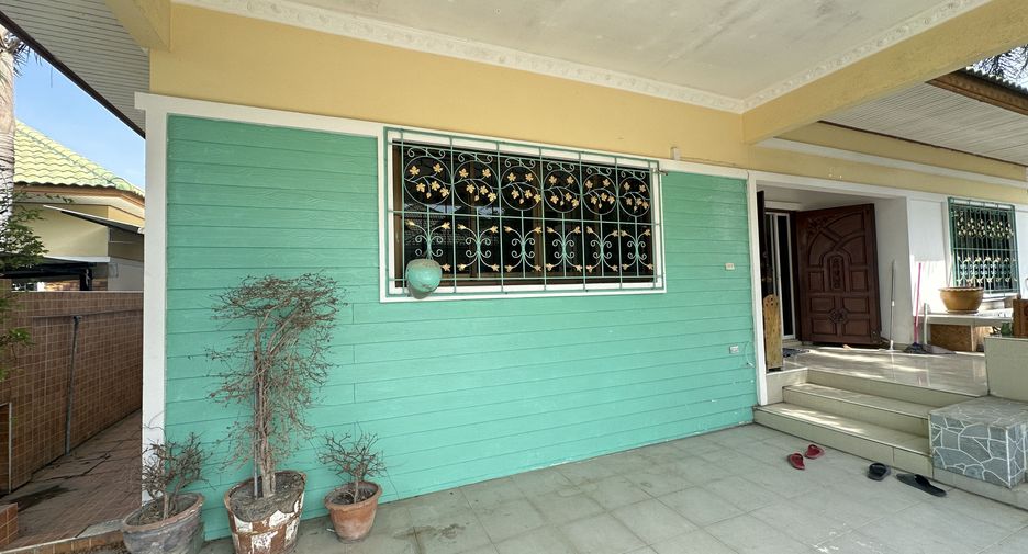 For sale 3 bedrooms house in Bang Lamung, Chonburi
