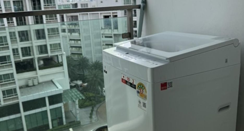 出租 2 卧室 公寓 在 Huai Khwang, 曼谷