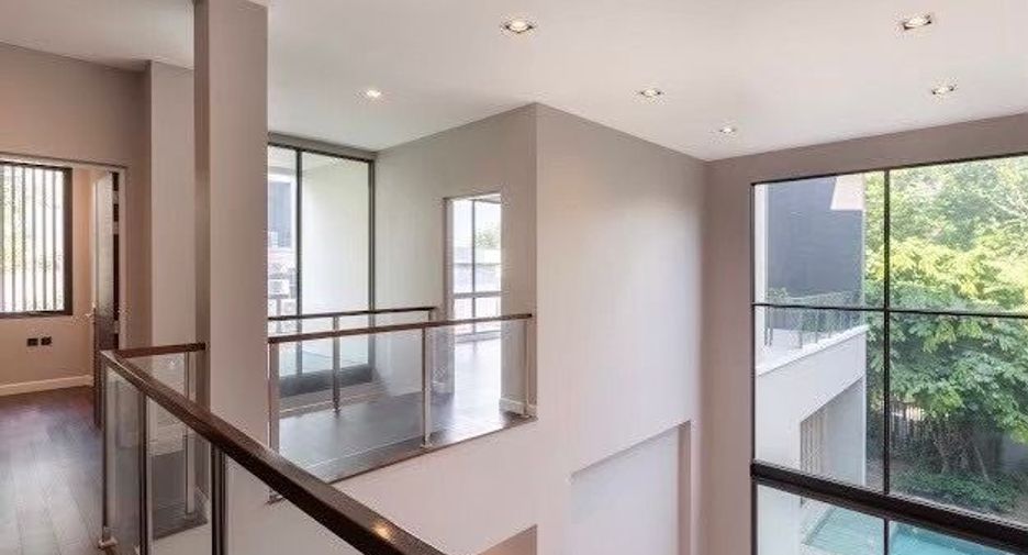 Villa en venta de 5 habitaciones en Lak Si, Bangkok