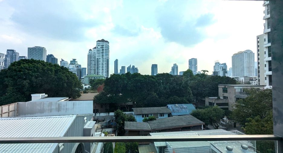 Wohnung zur Miete mit 3 Zimmer in Watthana, Bangkok
