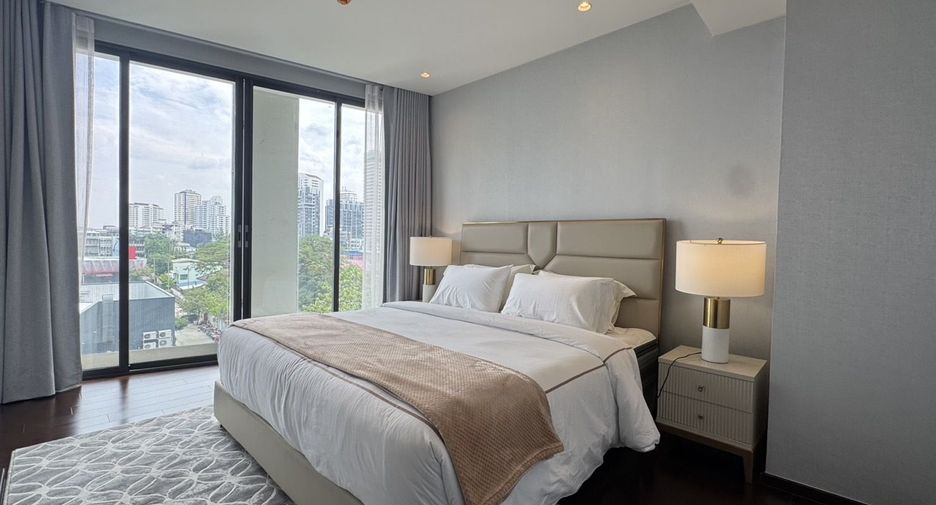 For sale 2 bedrooms condo in Watthana, Bangkok