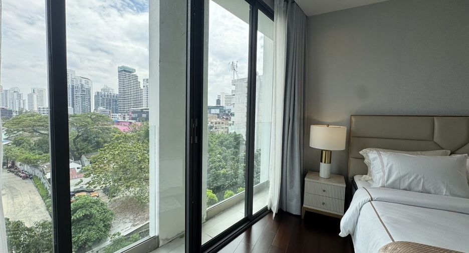 For sale 2 bedrooms condo in Watthana, Bangkok