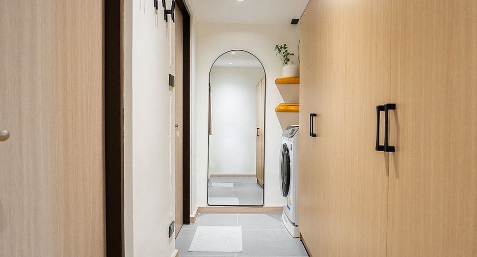 Haus zur Miete mit 3 Zimmer in Huai Khwang, Bangkok