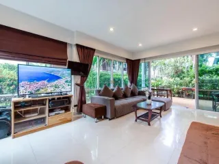 For sale 4 bedrooms villa in Cha Am, Phetchaburi