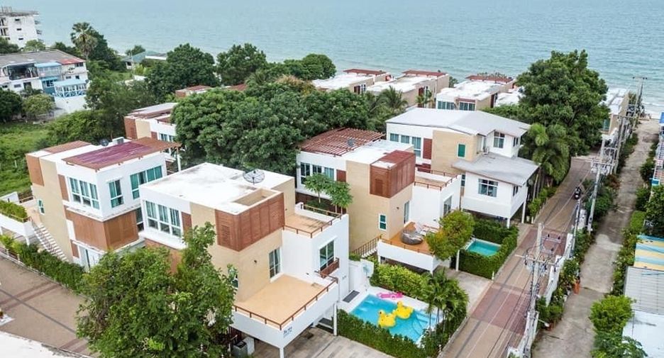 For sale 4 bedrooms villa in Cha Am, Phetchaburi