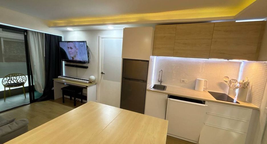 For sale 1 bed condo in Bang Lamung, Chonburi