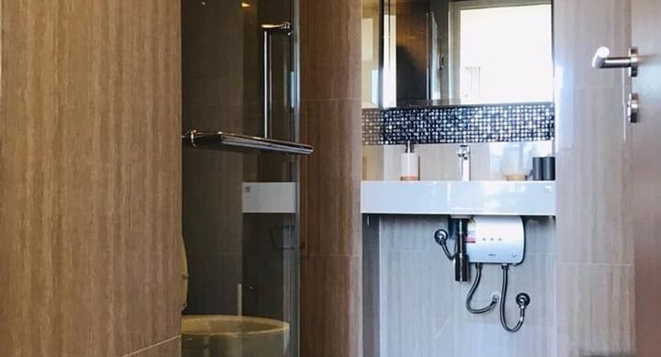For sale and for rent 2 bedrooms condo in Watthana, Bangkok