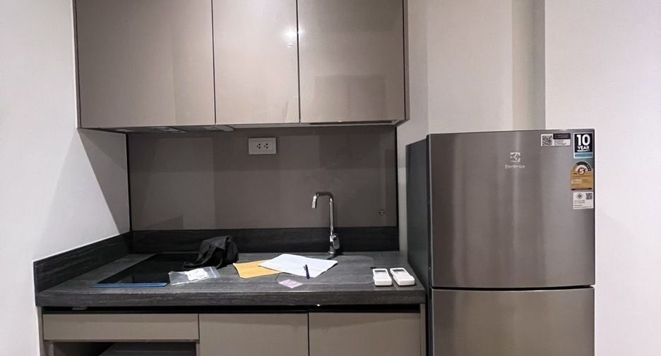 For sale and for rent 1 bed condo in Huai Khwang, Bangkok