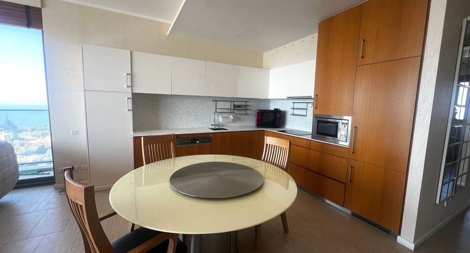 For sale 3 bedrooms condo in Bang Lamung, Chonburi