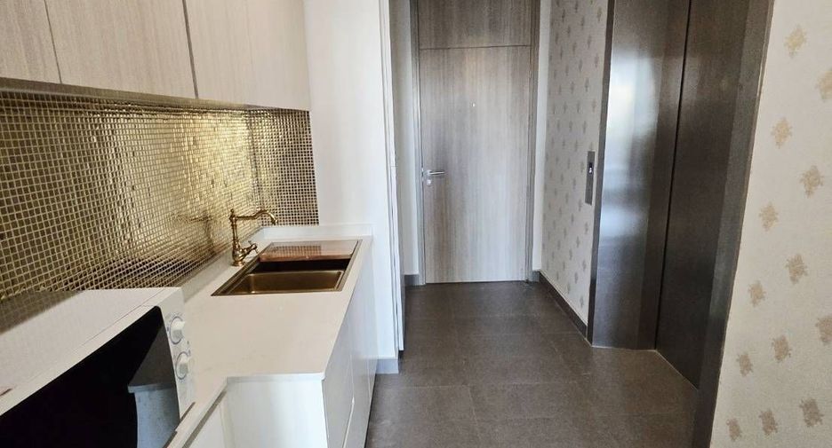 Wohnung zur Miete mit 1 Zimmer in Pathum Wan, Bangkok
