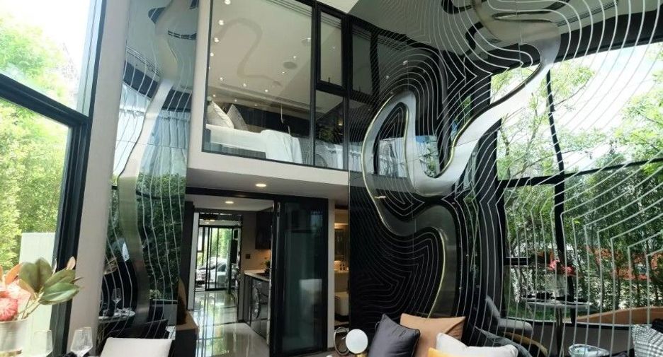 For sale 3 bedrooms condo in Bang Rak, Bangkok
