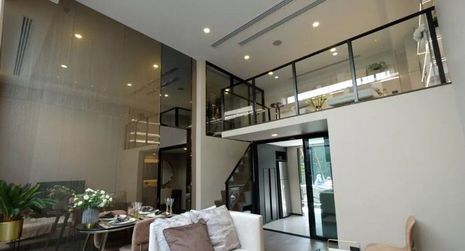 For sale 3 bedrooms condo in Bang Rak, Bangkok