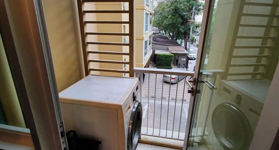 For rent studio condo in Watthana, Bangkok